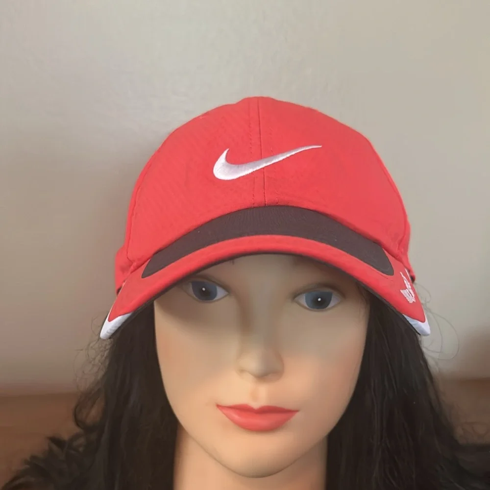 NIKE Golf Cap